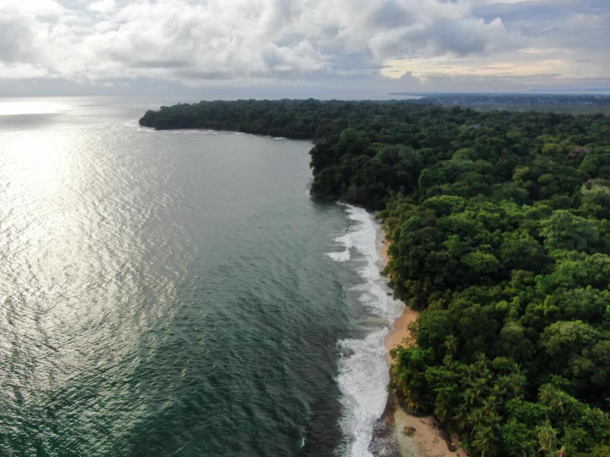بيت شباب Corcovado Adventures Drakes Bay المظهر الخارجي الصورة