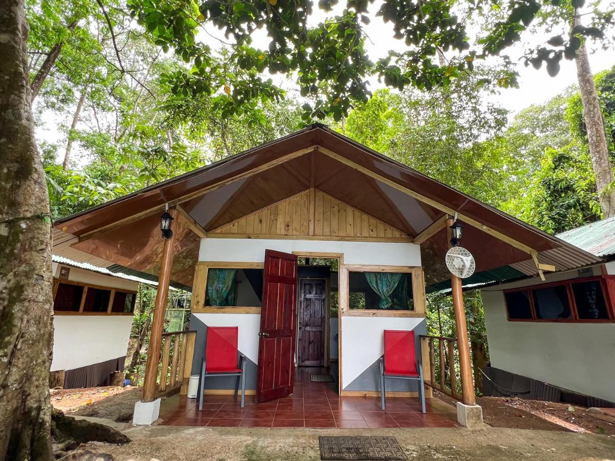 بيت شباب Corcovado Adventures Drakes Bay المظهر الخارجي الصورة